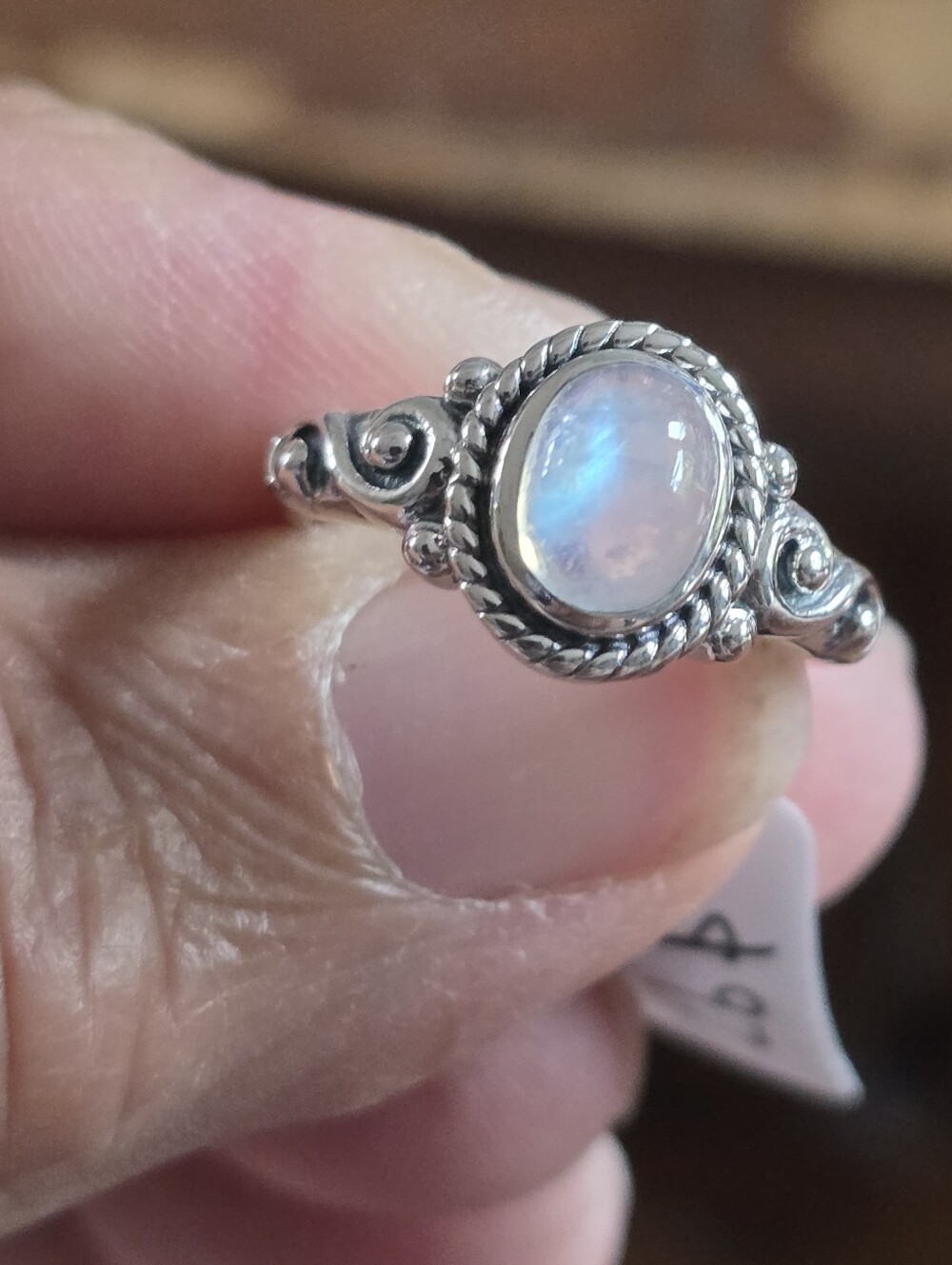 Sterling Silver Moonstone Ring - Iridescent White Gem